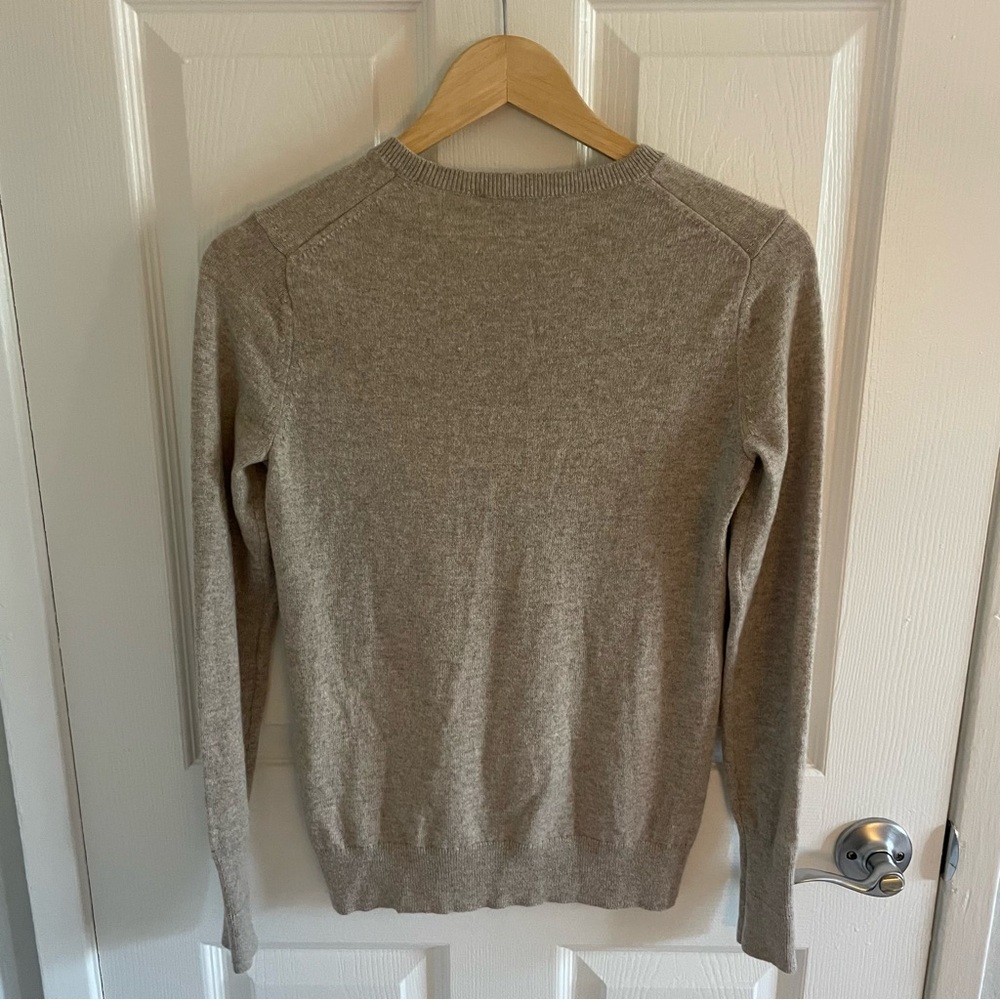 Everlane Cashmere Crewneck Sweater Tan Beige Size Small - Picture 9 of 10